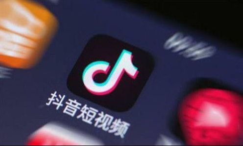 直通车价格怎样调(直通车怎么设置每天价格)