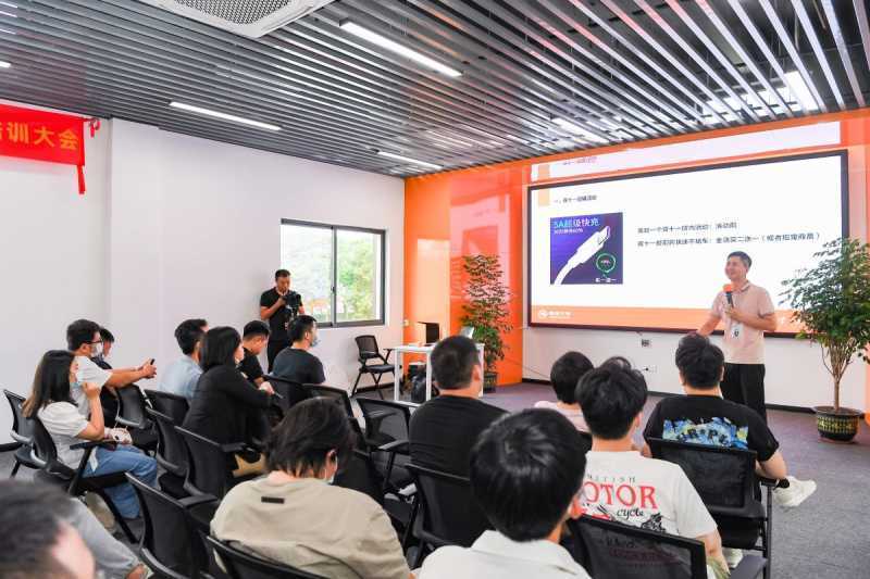 我来教你网站搭建具有统一体验时转化率可提高很多。